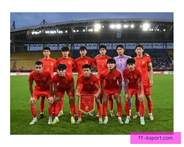 中国男足海口训练营开启体能强化周 主帅强调提升反击速度为关键